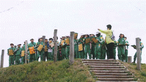 田和山遺跡の歴史を学ぶ子どもたち