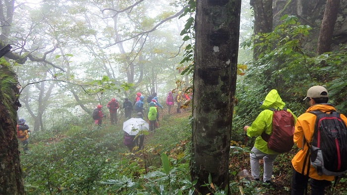 琴弾山神社へお参り後、下山開始の画像