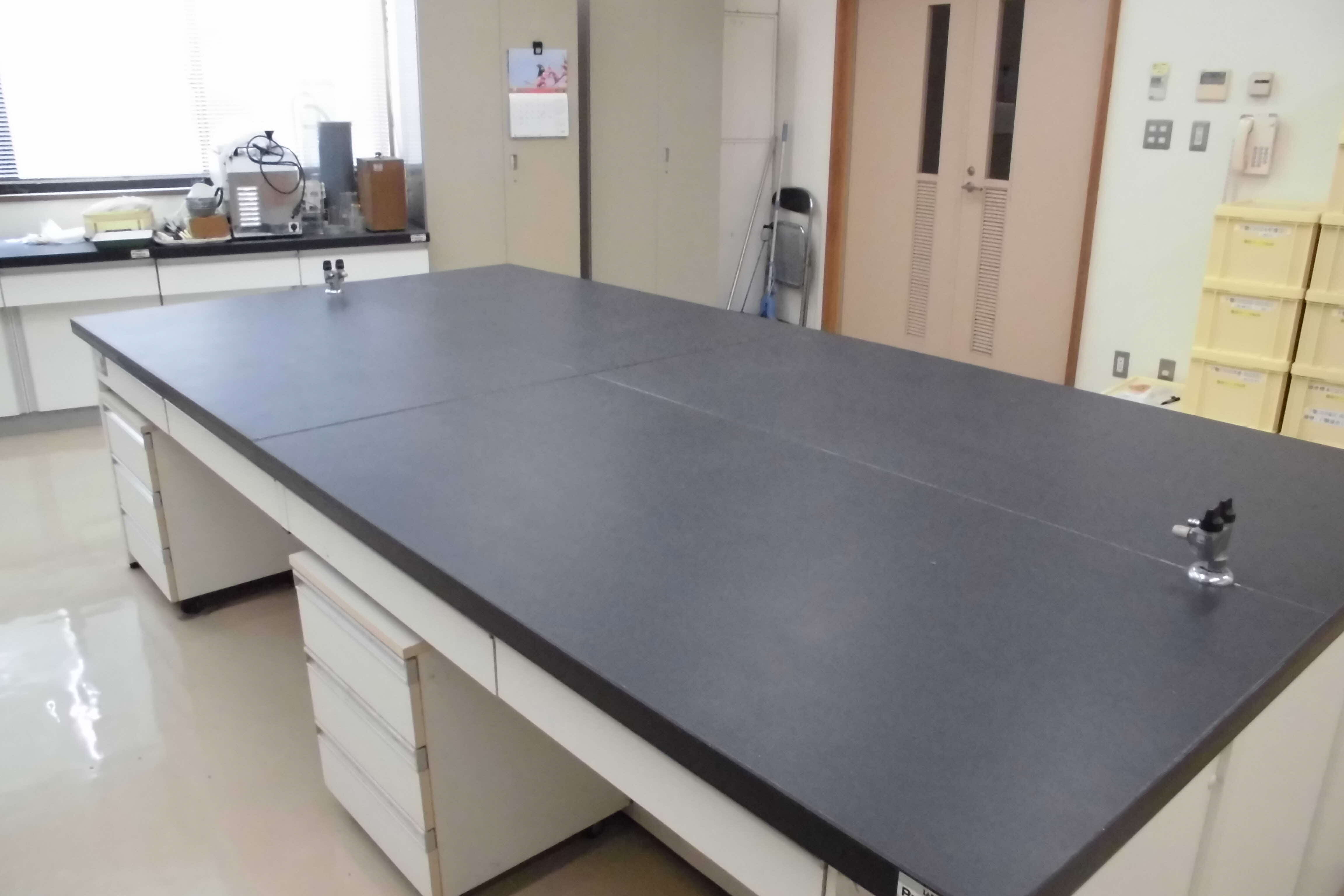 実験実習室の写真