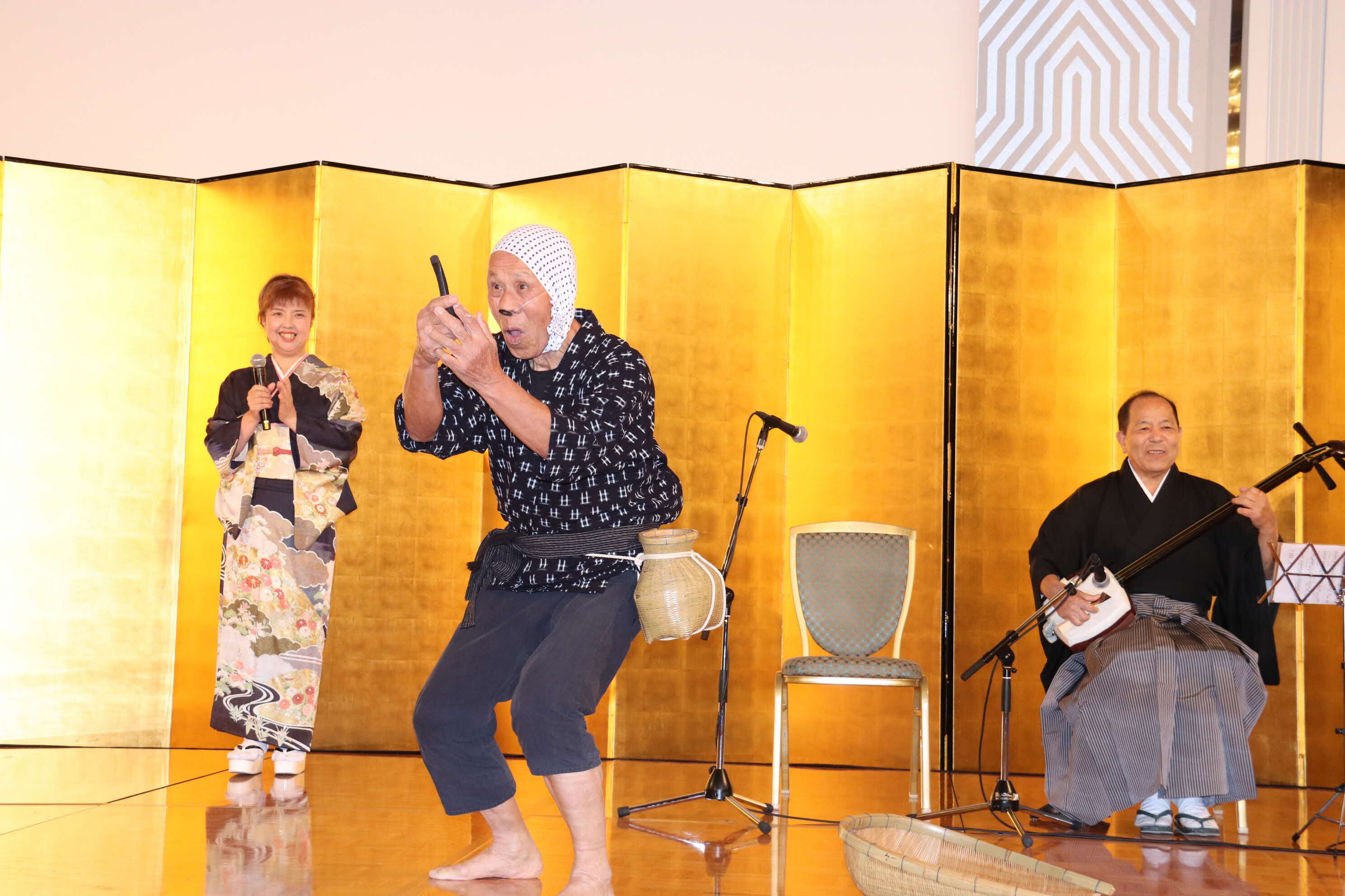 どじょうすくい踊り