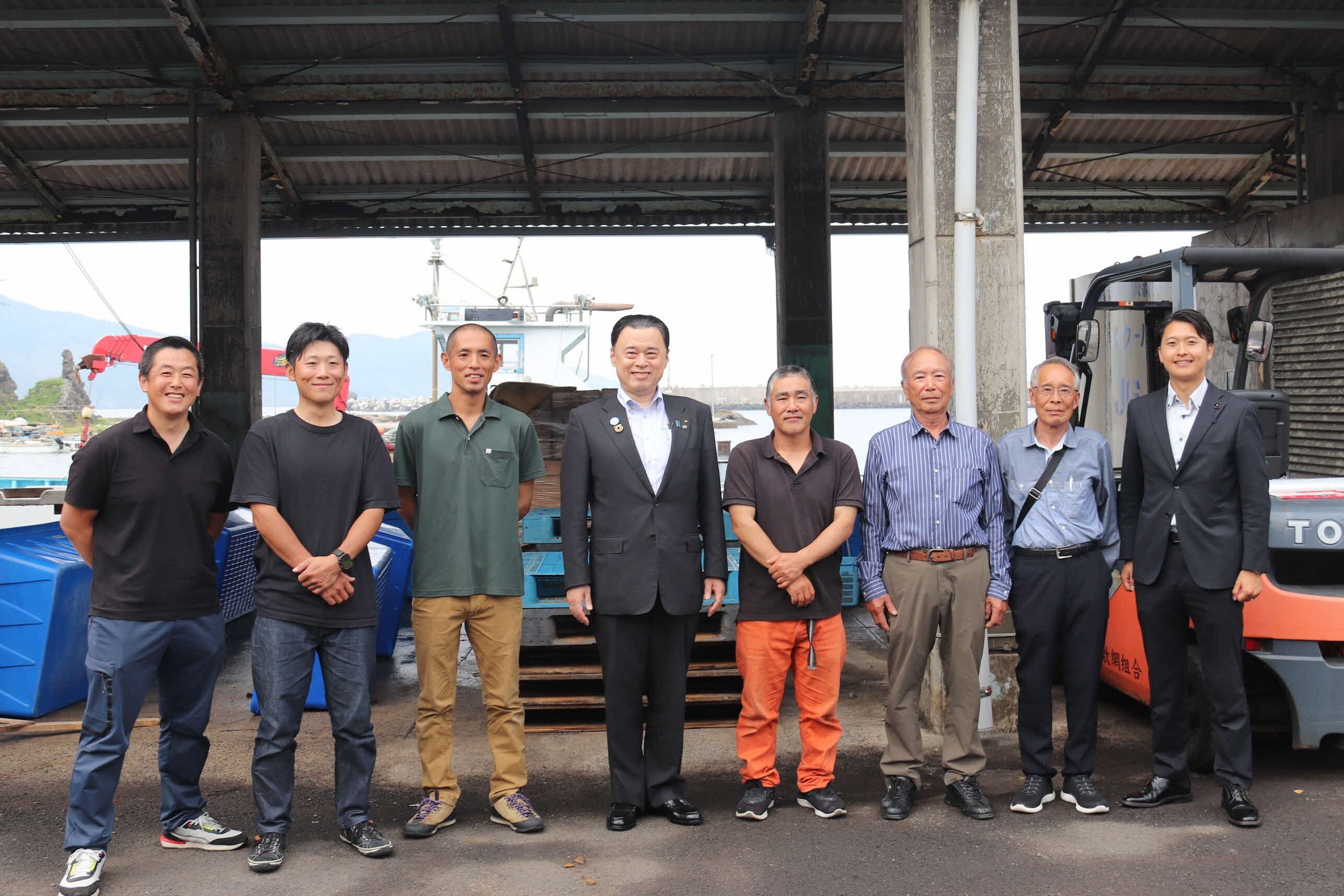 懇談に参加された皆さんと