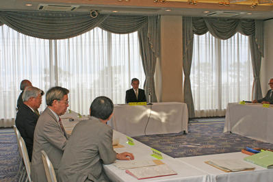 財団法人島根経済文化振興会の理事会の写真
