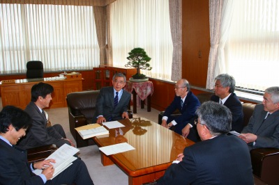島根県病院協会が医師・看護師の養成、配置を要望
