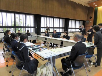懇談のようす