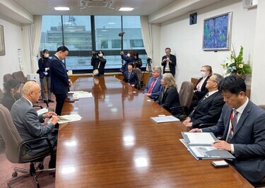 あいさつのようす