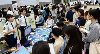 県内就職アドバイザーの活動の様子の写真