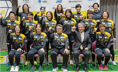 女子ソフトボールチームCitrineSHIMANE（シトリンしまね）お披露目式の写真