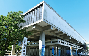 旧島根県立博物館（県庁第3分庁舎）の写真