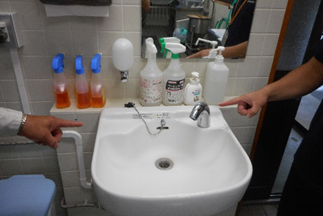隠岐島前高校寄宿舎調理場手洗設備