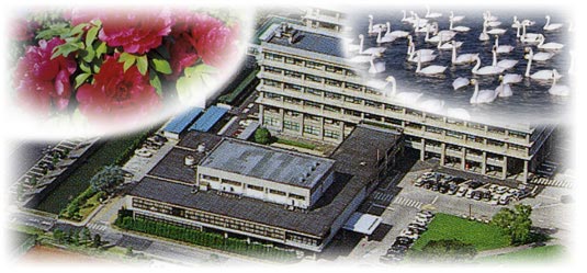 島根県庁議会棟の写真
