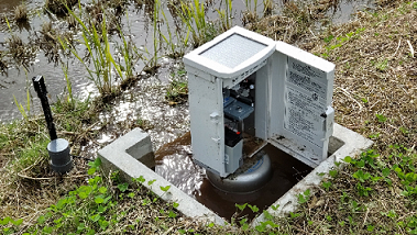 自動給水装置のコントロラー