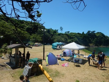 加賀漁港のキャンプ利用写真