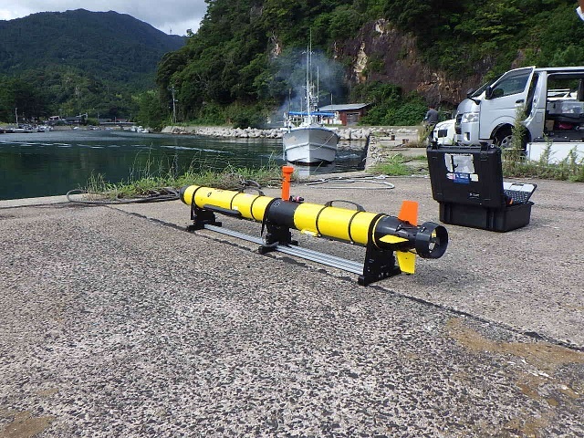 AUV4