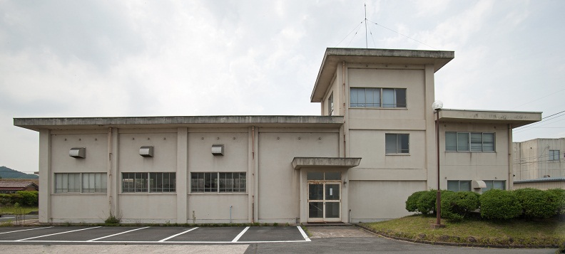 島根県企業局東部事務所（主ポンプ棟）