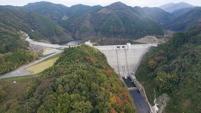 第二浜田ダムの空撮動画です（外部サイト）