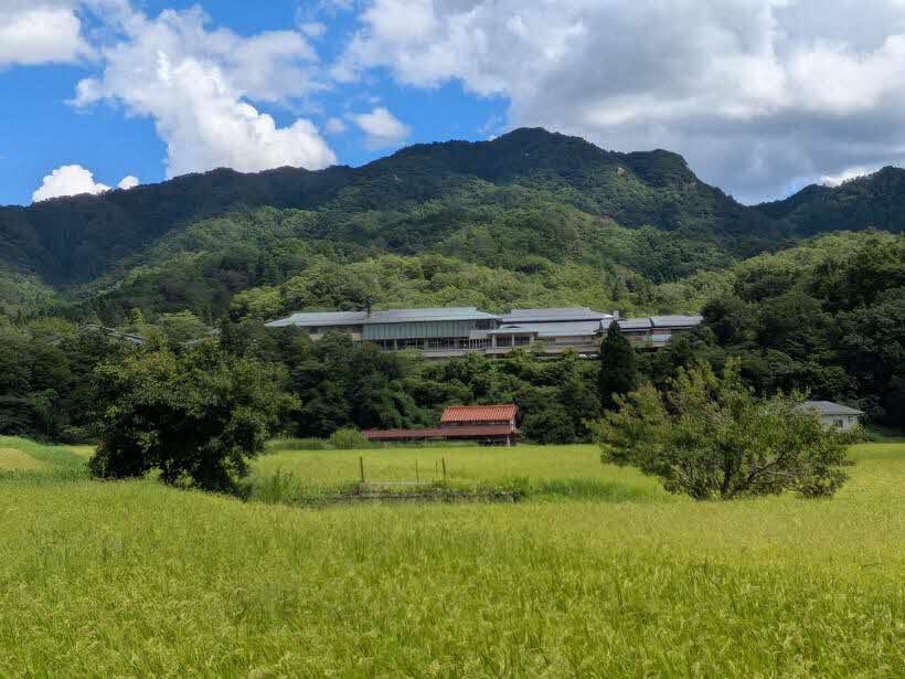 玉峰山荘遠景