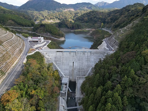 波積ダム写真