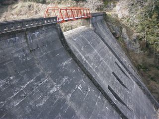 嵯峨谷ダムの写真