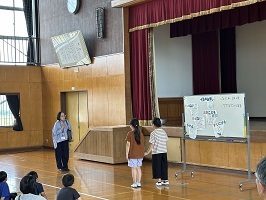 灘分小学校での教室の様子２