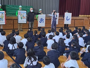 高松小学校での教室の様子１