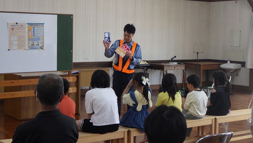 手品を見ながら信号の意味を覚えたよ！