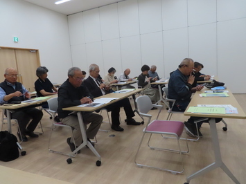 総会の様子２