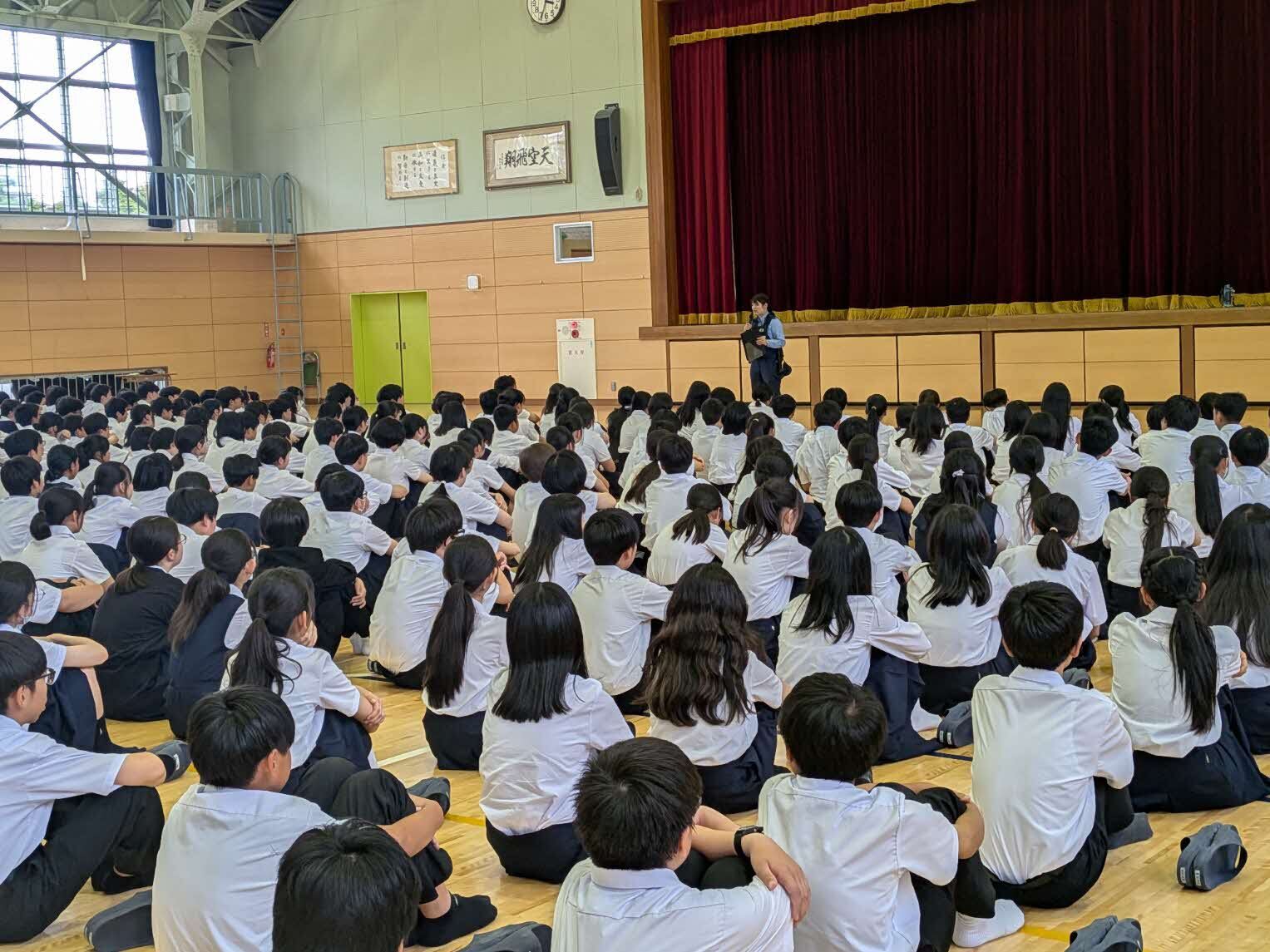 警察官講話