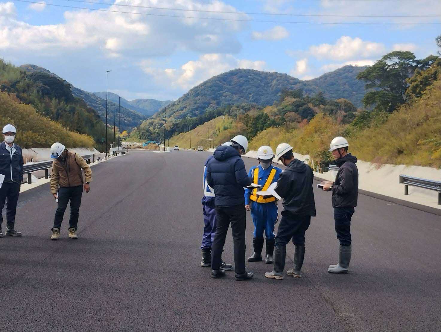 交通規制課